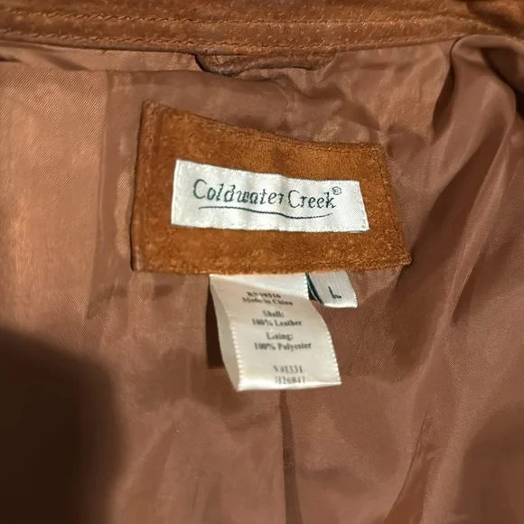 Cute LeatherJacket! - Picture 3 of 3